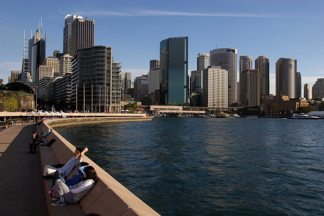 Circular Quay, Kai, Skyline des Geschäftsviertels, Central business district, CBD, Panorama, Hafen, Hauptstadt des Bundesstaates New South Wales, Sydney, Australien