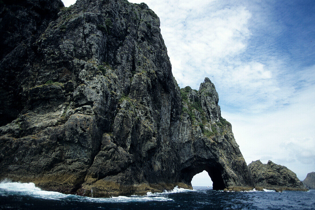 Hole in the Rock at Cape Brett, Bay of Islands, North Island, New Zealand