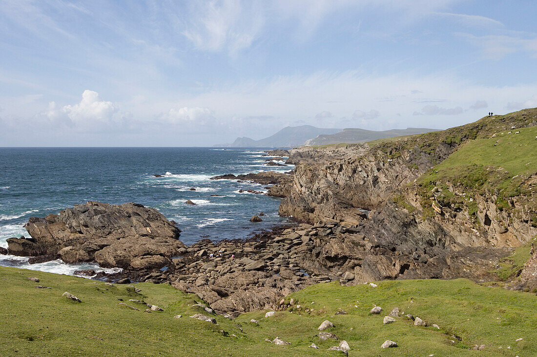 Blick vom Atlantic Drive bei Dooega, Achill Island, County Mayo, Irland