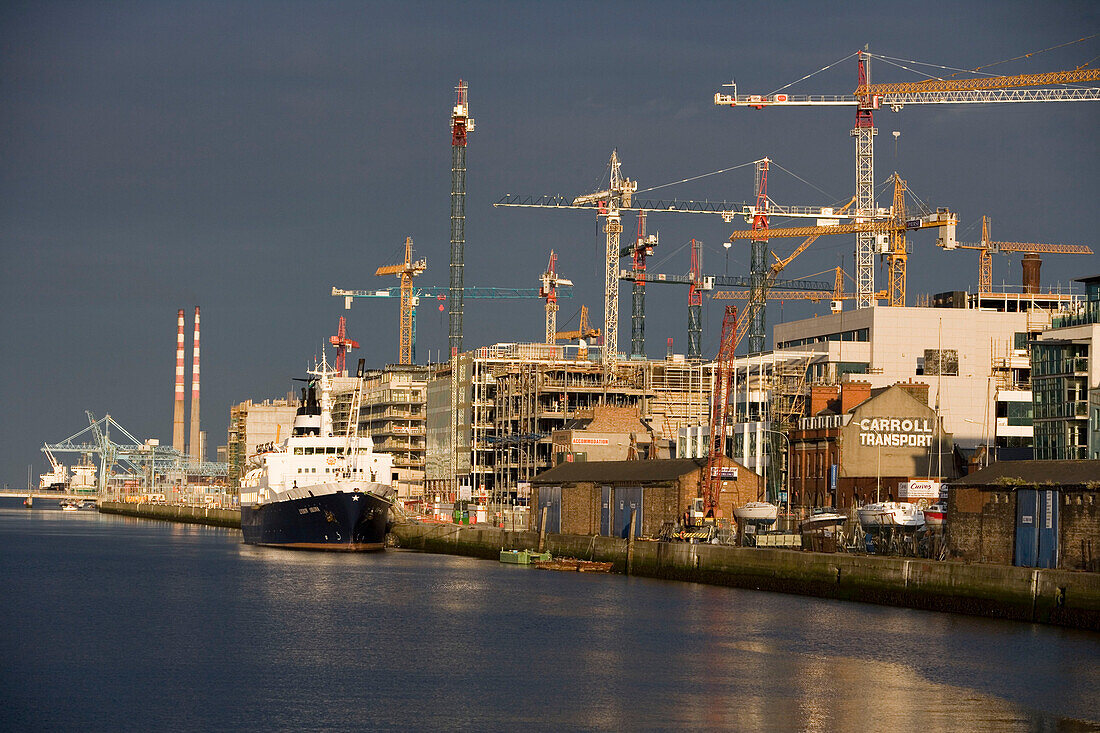 Boowmtown Dublin, Wohnungsbau am River Liffey, Dublin, Irland