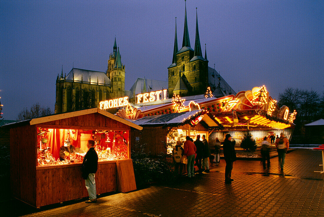 Weihnachtsmarkt auf dem Domplatz, Erfurt, Thüringen, Deutschland