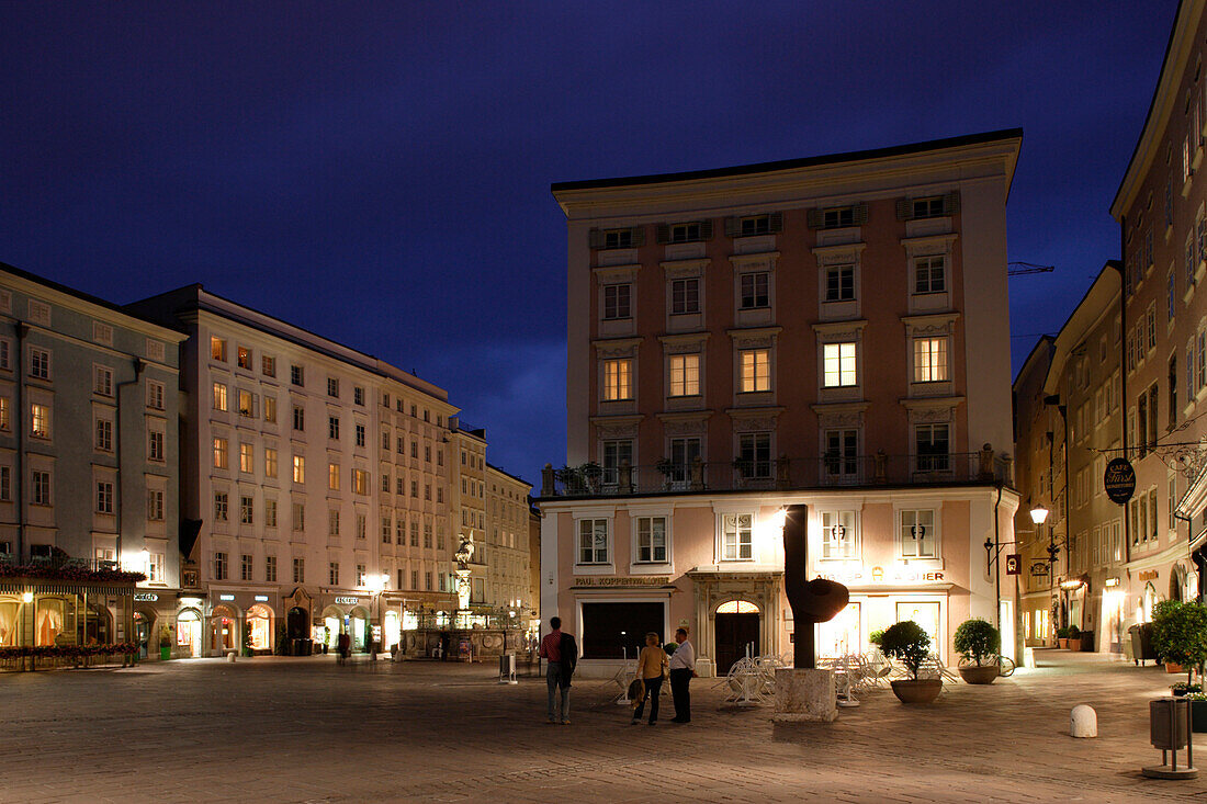 Alter Markt bei Nacht, Salzburg, Salzburger Land, Österreich