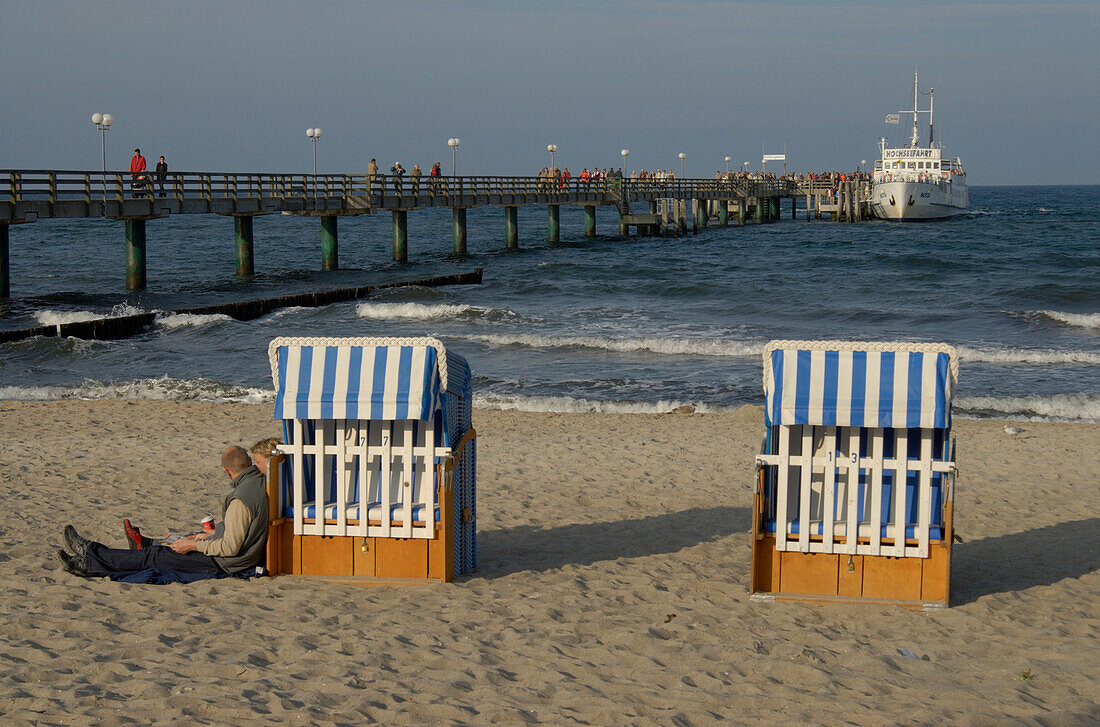 Kühlungsborn Strand und Seebrücke, Mecklenburg-Vorpommern, Deutschland, Europa