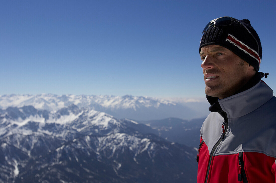 Skitourengeher Portrait, Pleissenspitze, Scharnitz, Österreich