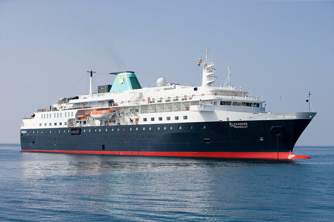 Kreuzfahrtschiff Alexander von Humboldt, nahe Praslin Island, Seychellen