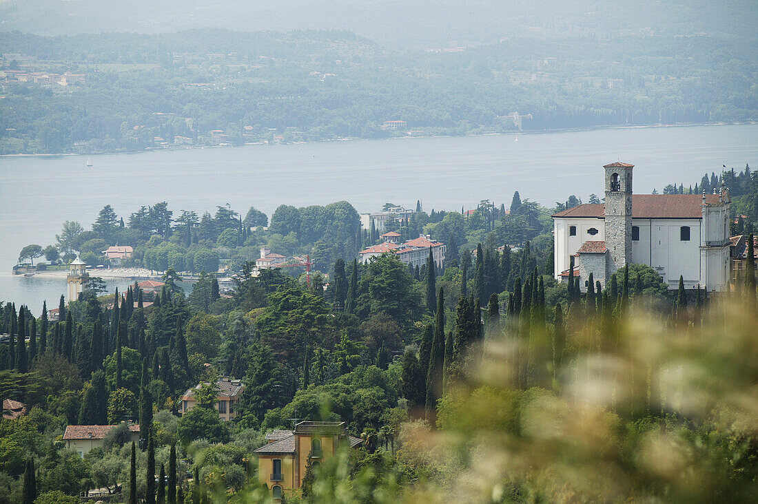 Lago di Garda with moutains and fog