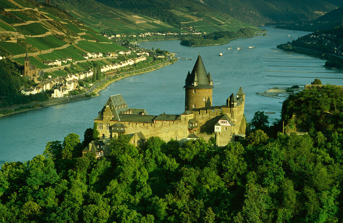 View over Stahleck Castle near Bacharach to River Rhine, Rhineland-Palatinate, Germany