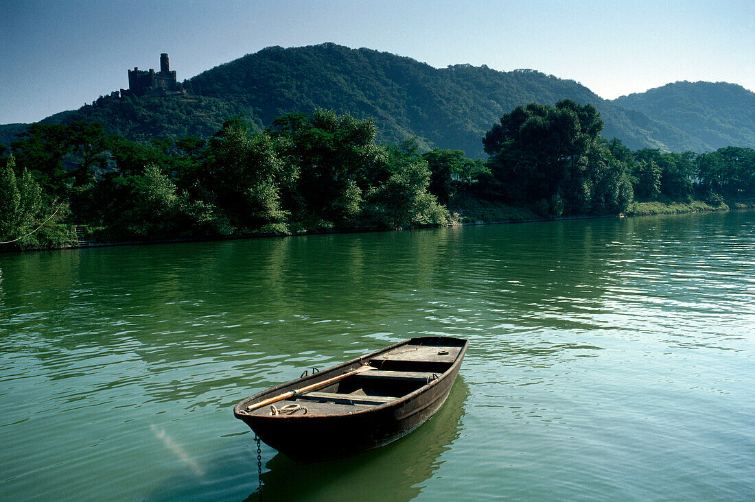 Maus castle and boat at St. Goarshausen, Rhineland-Palatinate, Germany