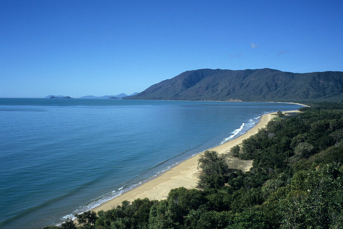 Küstenlandschaft von Nord Queensland, Blick von Rex Lookout, in der Nähe von Cairns, Queensland, Australien