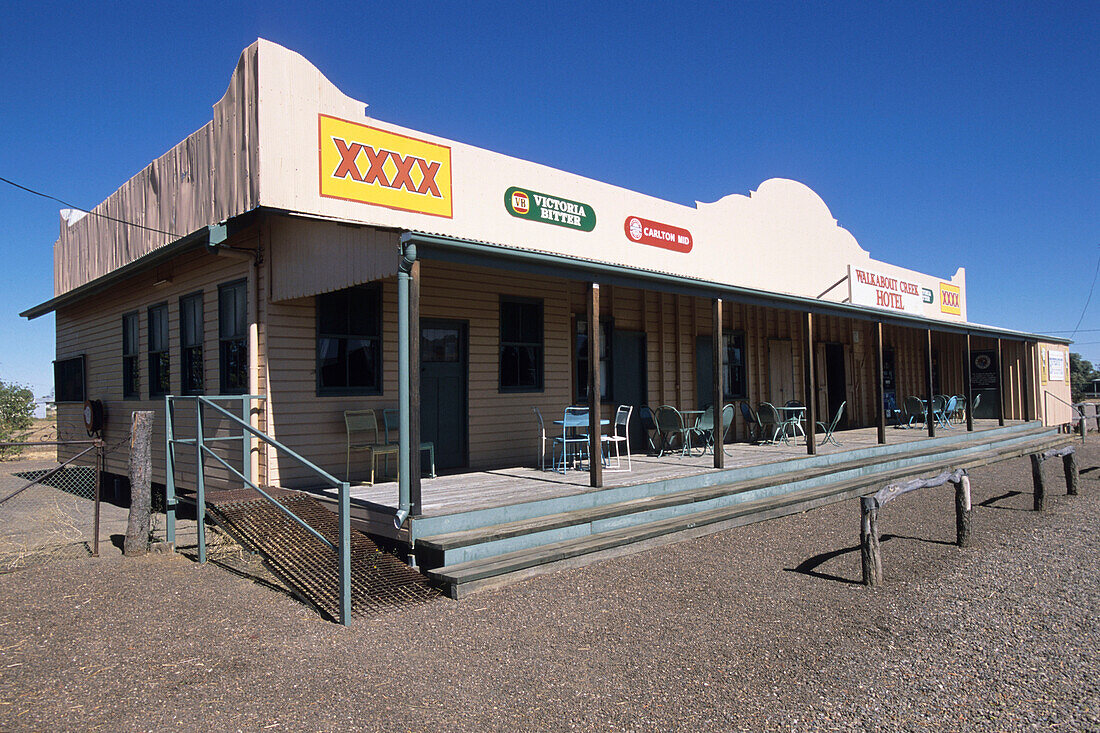 Walkabout Creek Hotel, das Pub im Film Crocodile Dundee, McKinlay, Queensland, Australien
