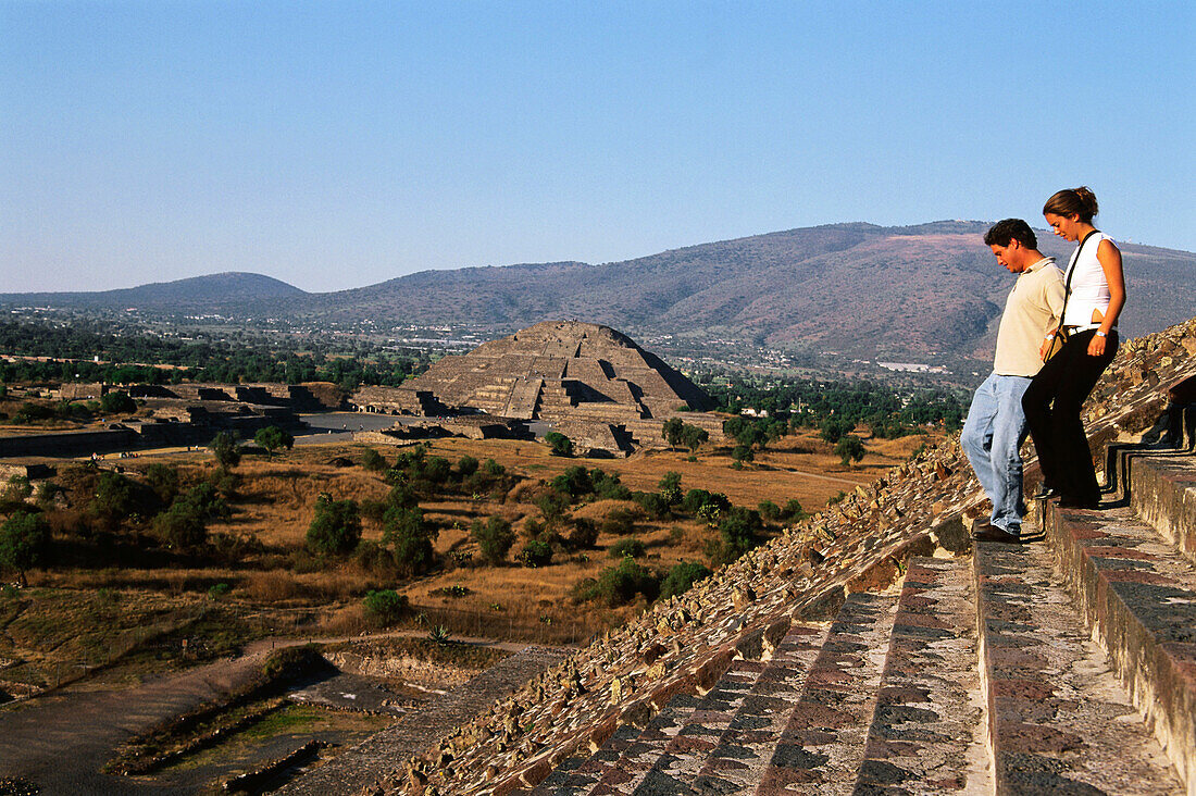 View from the pyramid of the sun towards the pyramid of the moon, Teotuhuacan near Mexico City, Mexico