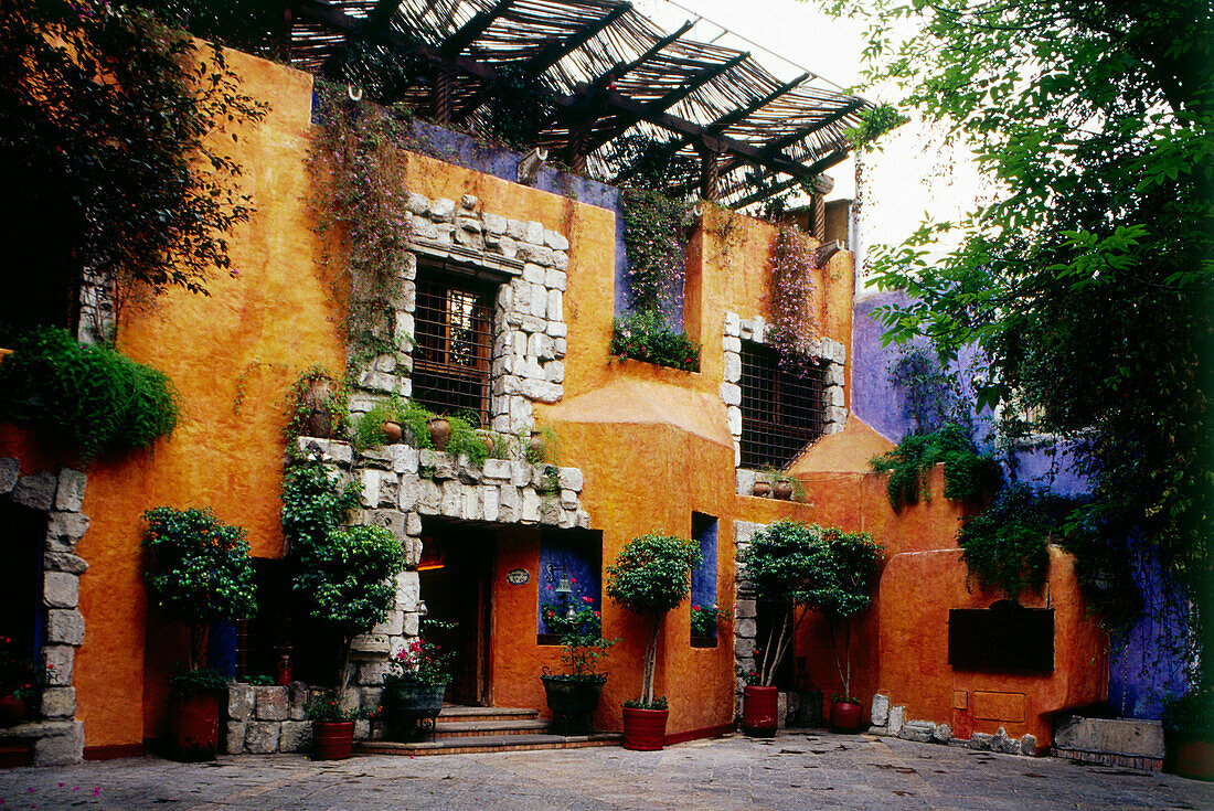 Entrance to Hotel Casa Vieja, Mexico City, Mexico