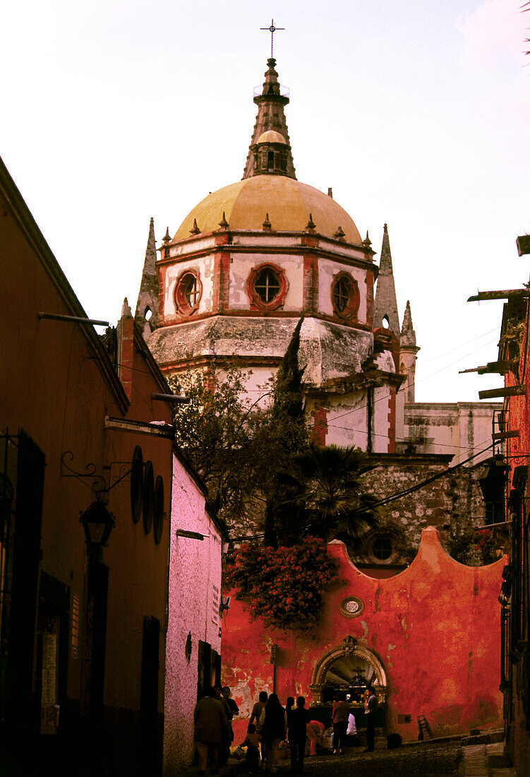 View of the church, Parroquia de S. Miguel Arcangel, San Miguel de Allende, Mexico