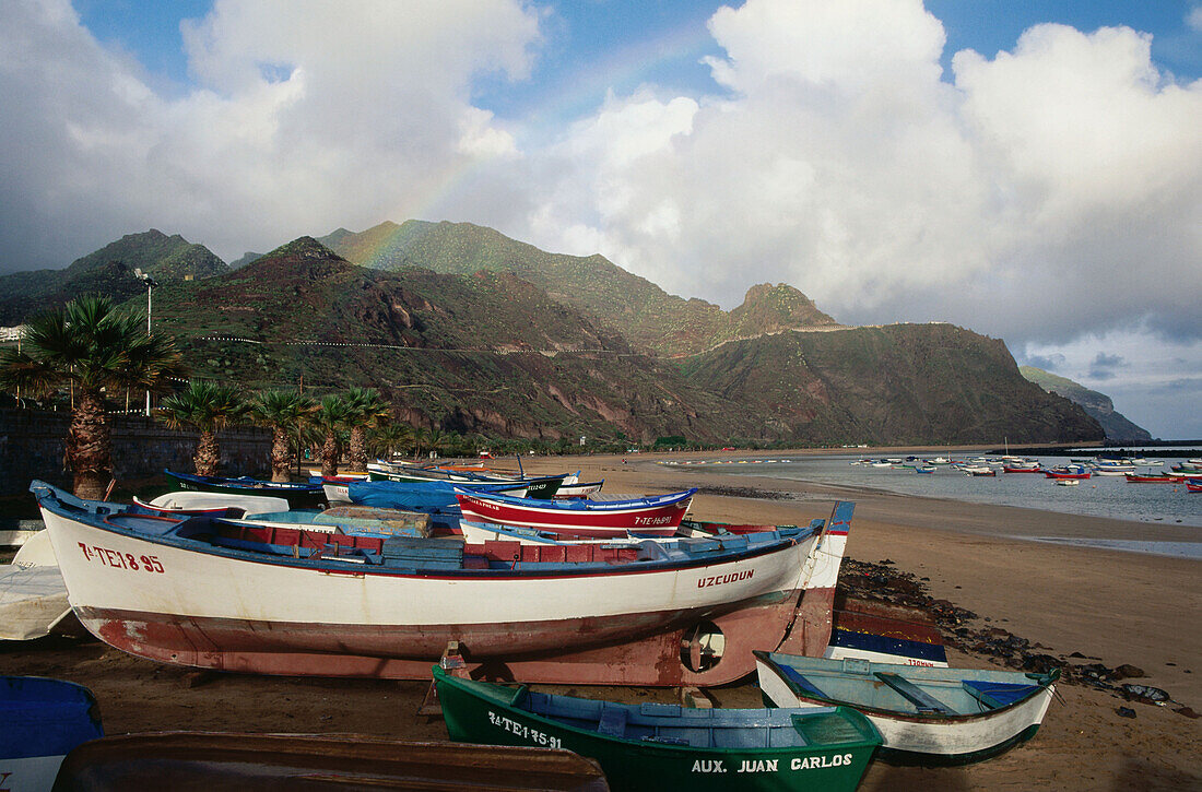 Fischerboote, Playa de las Teresitas, Teneriffa, Kanarische Inseln, Spanien, Europa