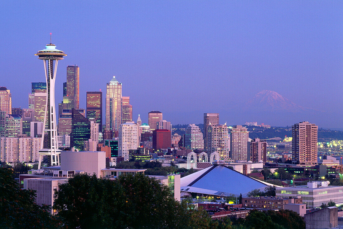Space Needle, Downtown, Seattle, Washington, USA