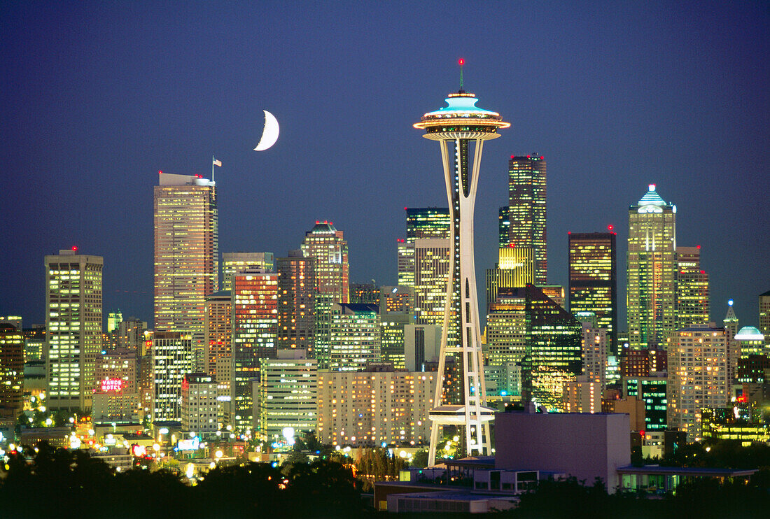 Space Needle, Downtown, von Queen Anne Hill, Seattle, Washington USA