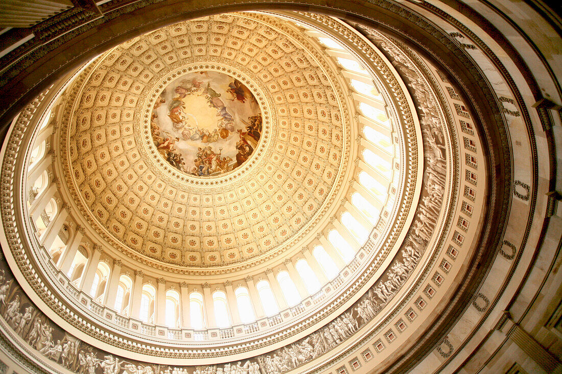 Kuppel von innen, Der Kapitol, Sitz des Kongresses, der Legislative der Vereinigten Staaten von Amerika, Washington DC, Vereinigte Staaten von Amerika, USA