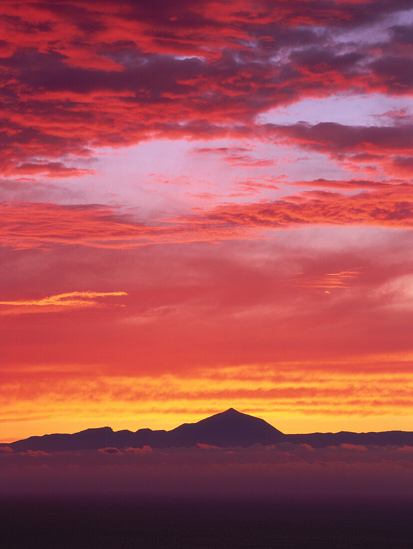 Sonnenuntergang über Teide, Teneriffa, Kanarische Inseln, Spanien, Europa