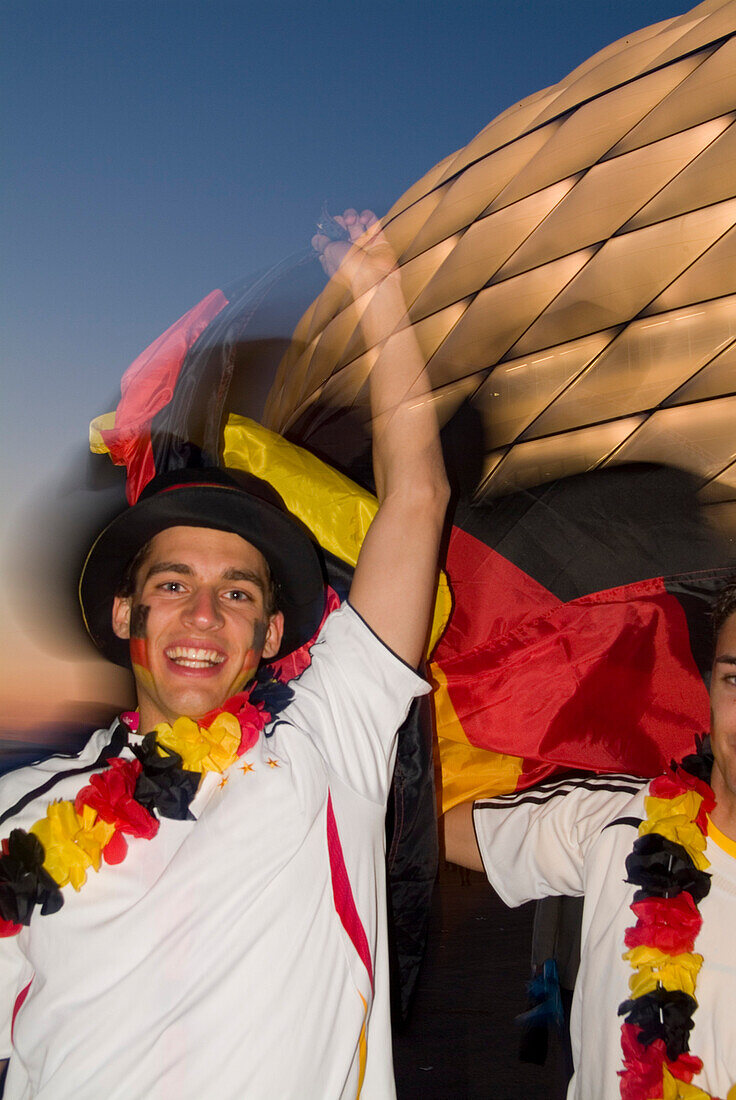 Deutschland Fans jubeln, Allianz Arena, Fussballstadion, München, Bayern, Deutschland