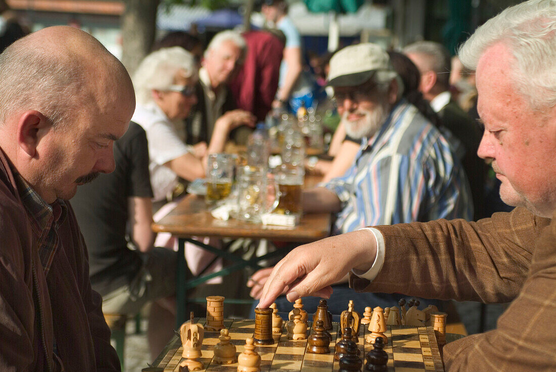 Viktualienmarkt, Munich, Bavaria, Germany, Travel, People, Beergarden, Beer, Chess, Chess Player