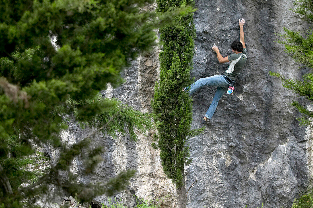 Mann, Kletter, Bouldering, Arco, Gardasee, Italien