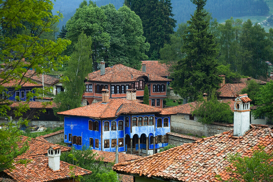 Blaues Haus in der Museumsstadt Koprivschtiza, Bulgarien, Europa