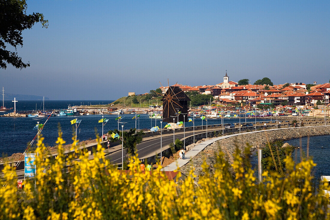 Blick auf Hafenstadt Nessebar, Schwarzmeerküste, Bulgarien, Europa