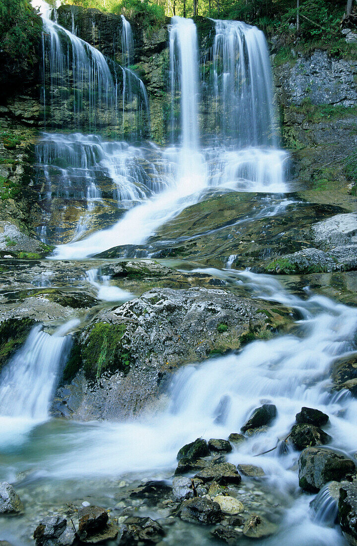 Wasserfälle am Weißbach, Chiemgau, Oberbayern, Bayern, Deutschland