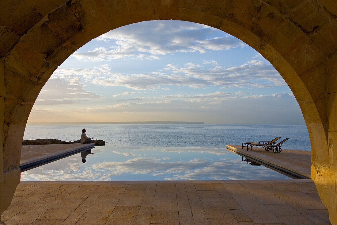 Hotel Maricel, Pool, Sonnenaufgang, Palma, Mallorca, Spanien