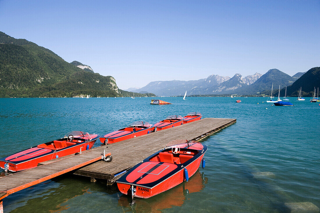 Boats anchoring at jetty, St. Gilgen, Wolfgangsee, Salzkammergut, Austria