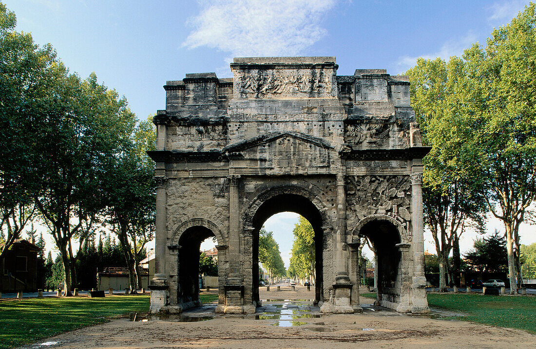 Triumphal Arch, Roman architecture, Orange, Vaucluse, Provence, France