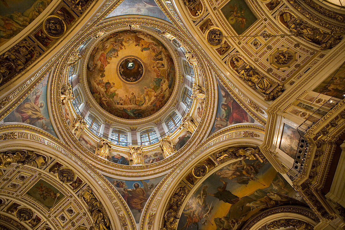 Blick in die Kuppel der Isaaks-Kathedrale, Sankt Petersburg, Russland, Europa