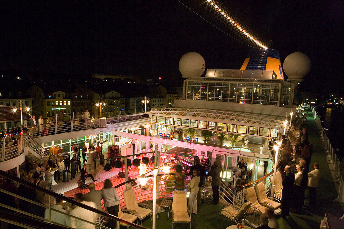 Konzert der Popband Hot Chocolate auf dem Lido Deck an Bord von MS Europa während der Europas Beste 2006 kulinarischen Veranstaltung, Stockholm, Schweden, Skandinavien, Europa