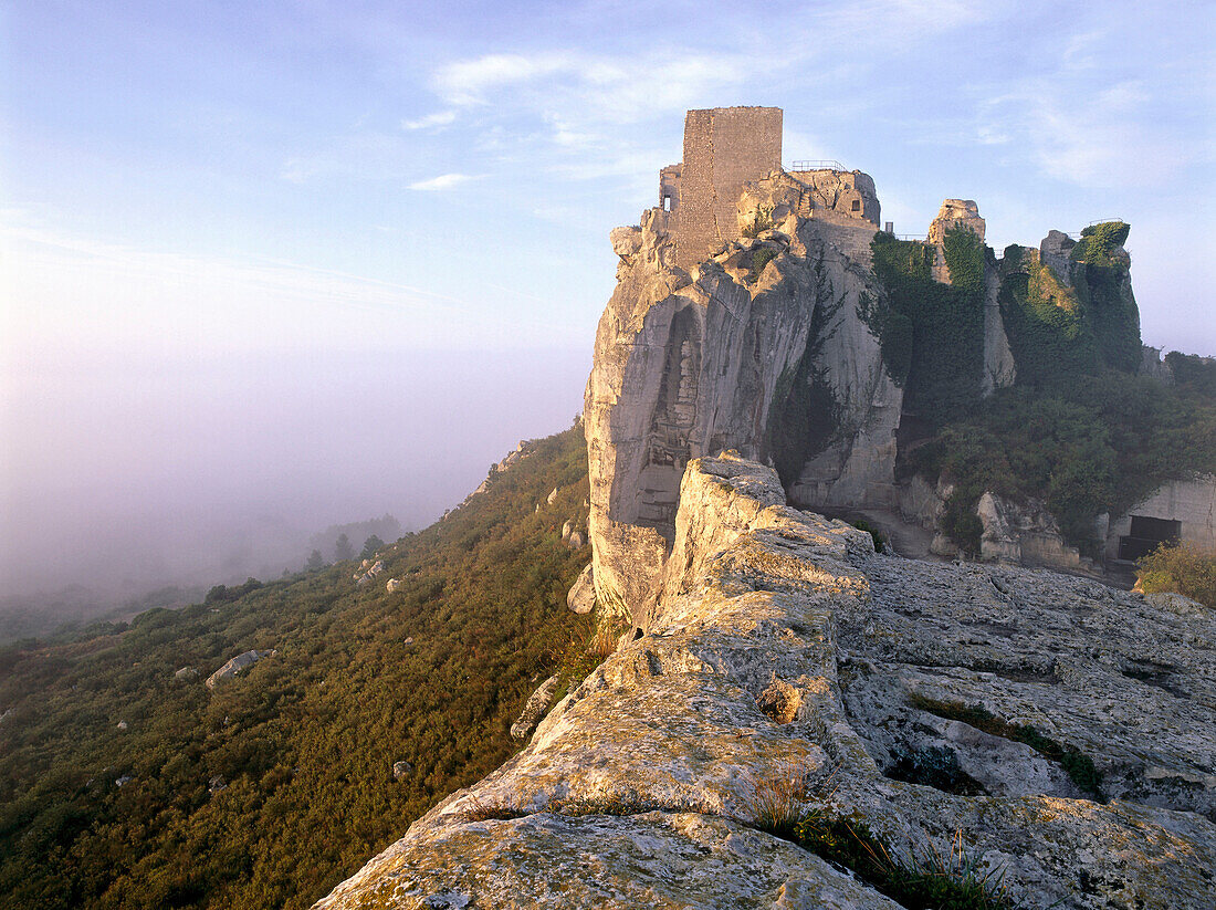 Felsenfestung, Les Baux-de-Provence, Alpilles Berge, Bouches-du-Rhône, Frankreich