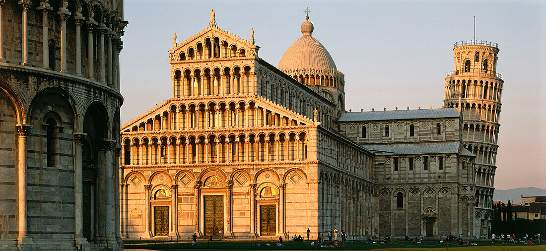 Leaning Tower of Pisa, Piazza dei Miracoli, Pisa, Tuscany, Italy