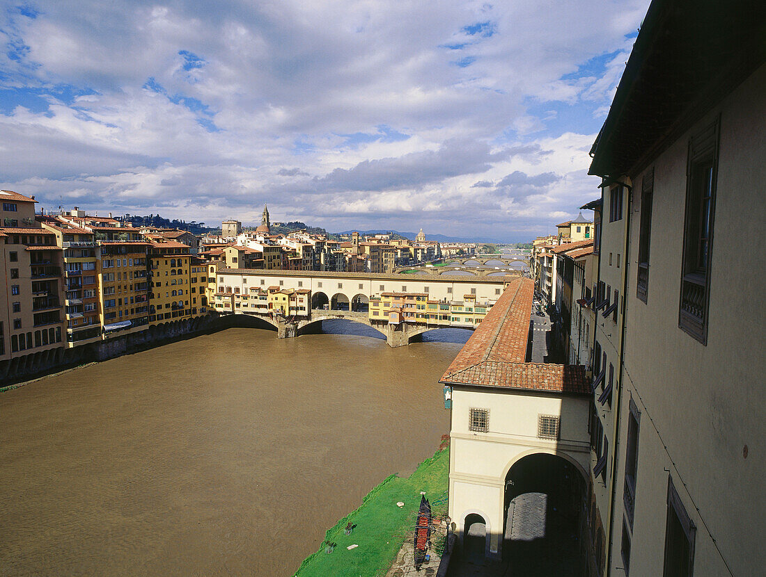 Vasari-way, Ponte Vecchio, Galleria degli Uffizi, Uffizi, Florence, Tuscany, Italy