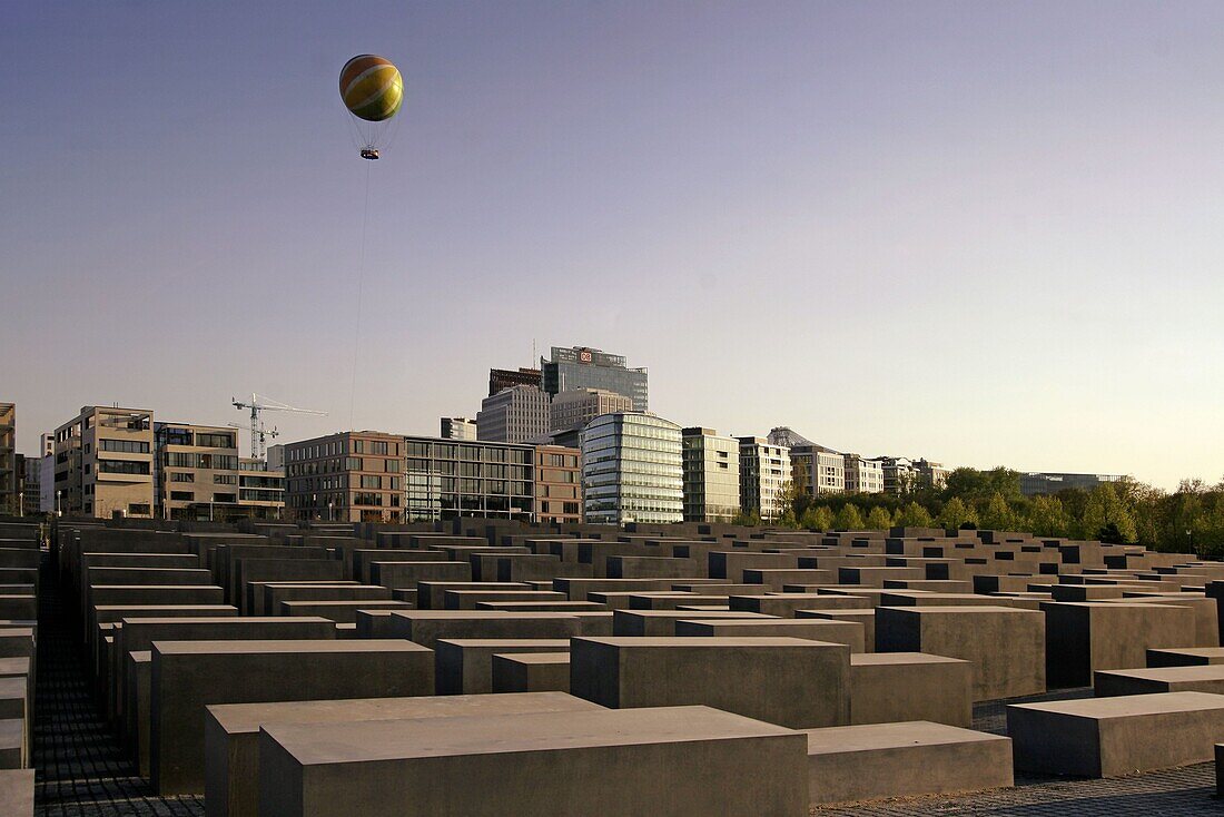 Berlin Mitte, Holocaust Mahnmal, Betonstelen, Sony Center