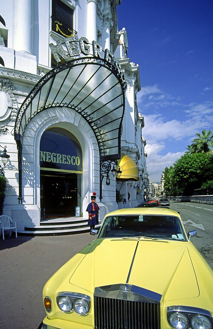 Frankreich, Côte d'Azur, Nizza, Hotel Negresco, Eingang, Rolls Royce