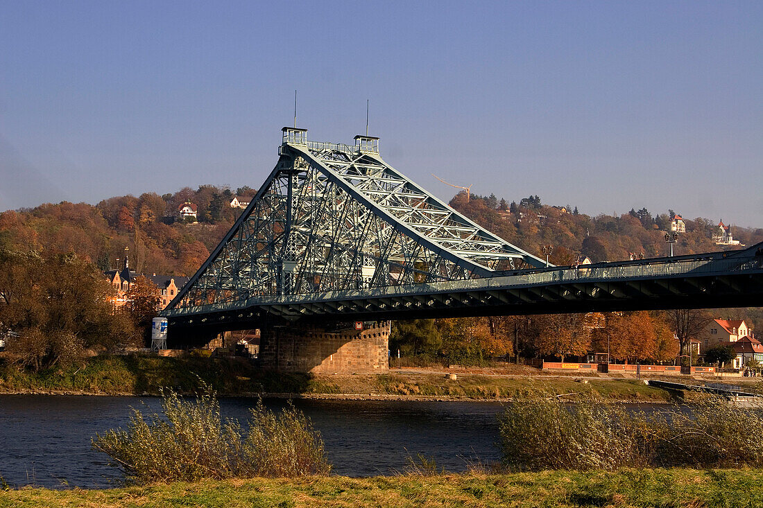 Dresden, autumn, Elbe bridge,   Blaues Wunr