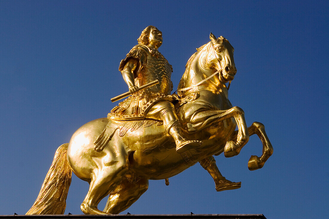 Goldene Reiterskulptur von Augustus, Dresden