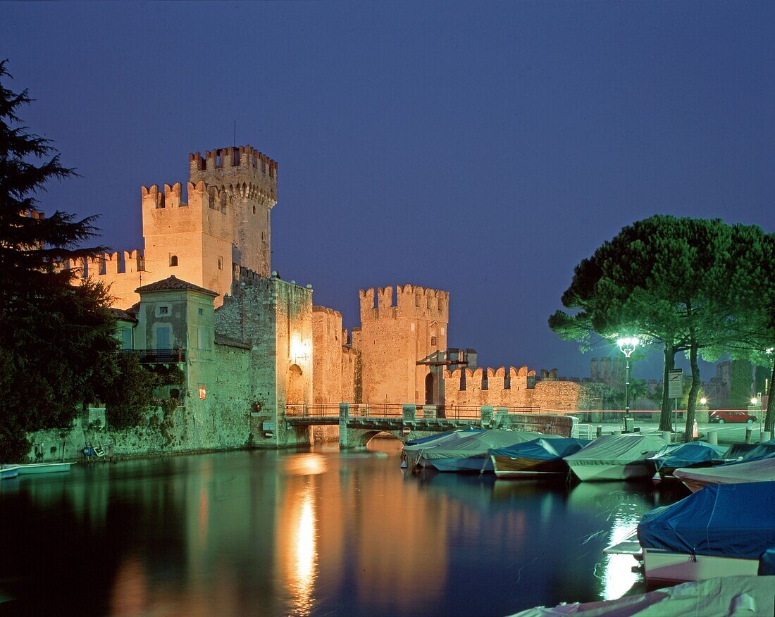 Dusk, Scaliger Castle, Sirmione, Lake of Garda, Italy