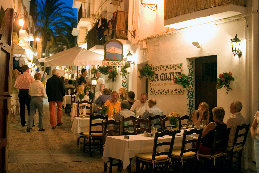 Restaurant, Dalt Vila, Ibiza, Baleares, Spanien