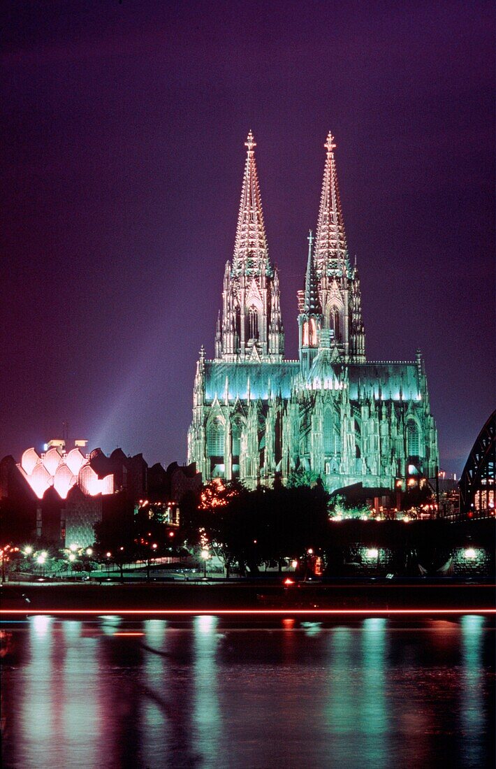 Cathedral and Museum Ludwig at night, Cologne, Germany