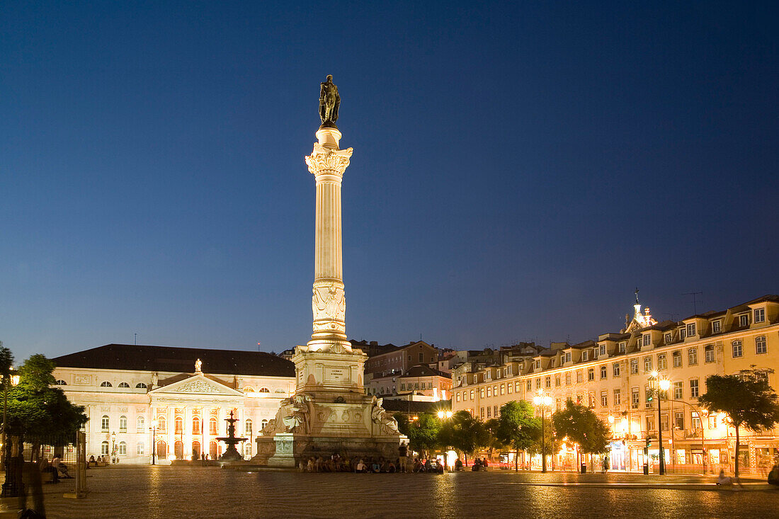 Portugal, Lisbon, Rossio square at night
