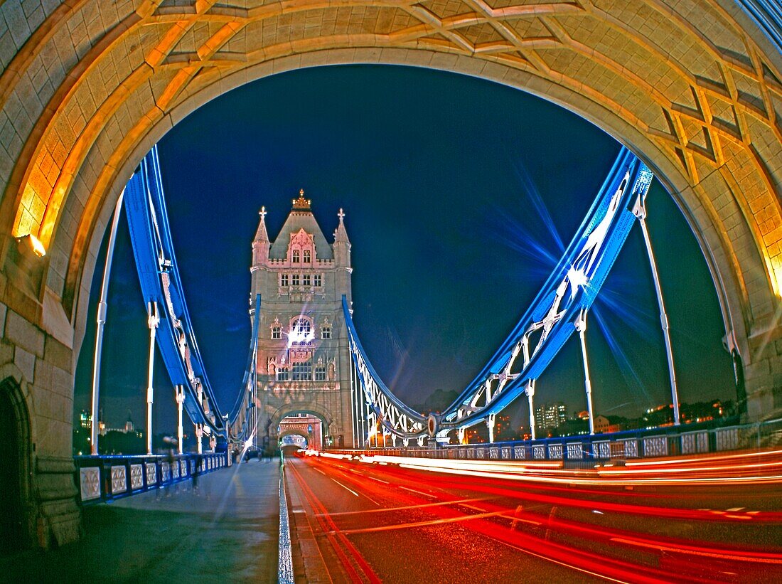 England, London, Tower Bridge, Fisheye, Verkehr