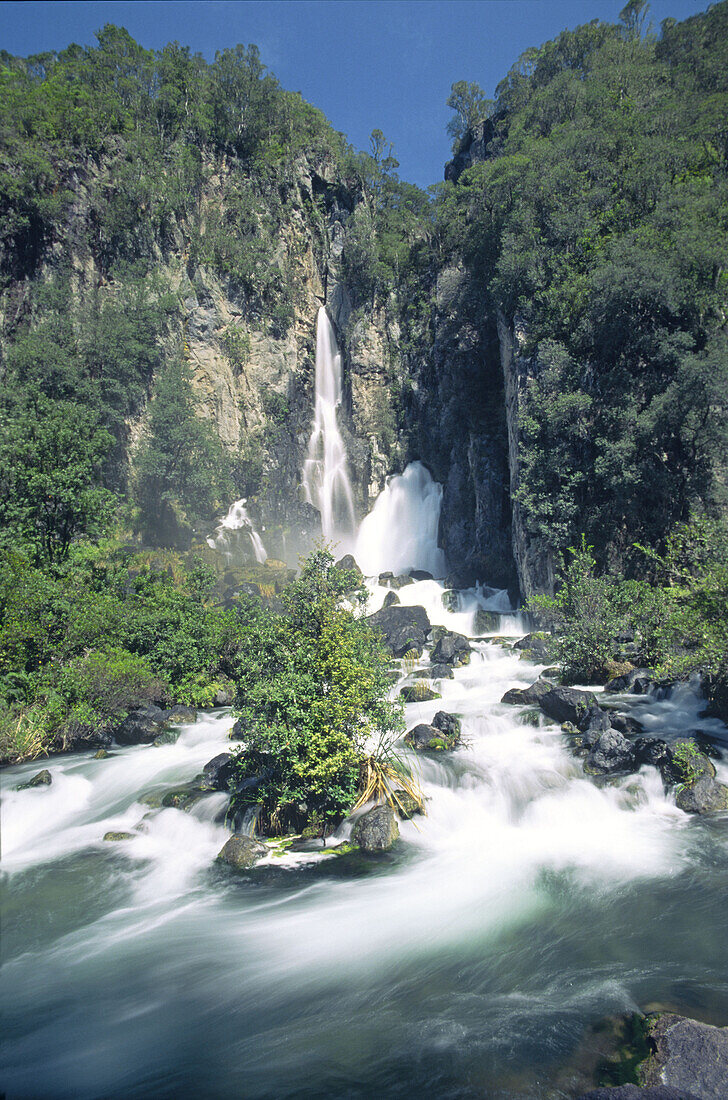 Neuseeland, Nordinsel, Wasserfall bei Rotorua