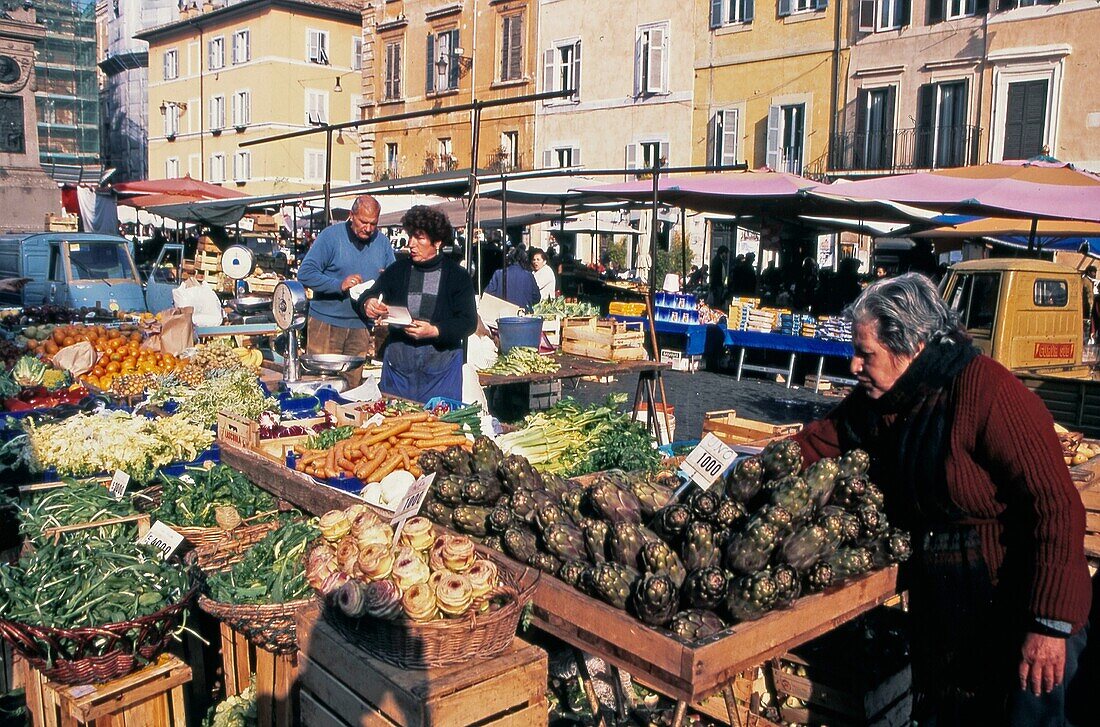 Campo di Fiori, Market for fruit and vegetables, Rome, Italy