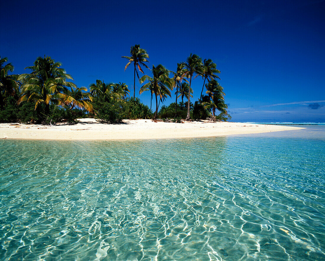 South pacific, Cook Islands, Aitutaki lagoon , One foot Island, dream beach