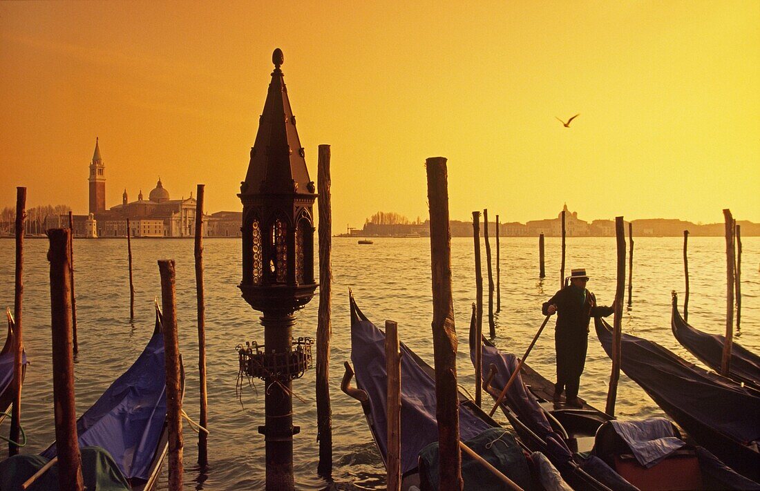 Italy Venice Riva gli Schiavoni , Canale Gran Riva gli Schiavoni Gondola, pier