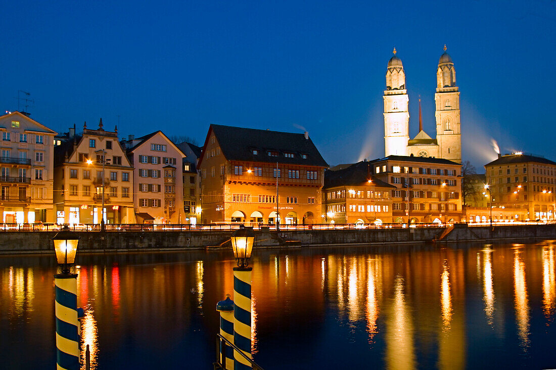 Zürich, Limmat und Großmünster